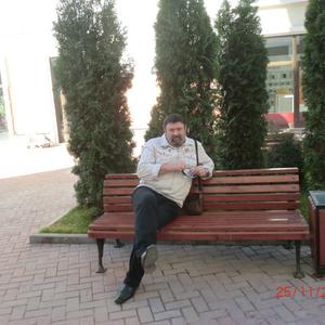 Парни в Новороссийске: Сергей, 69 - ищет девушку из Новороссийска