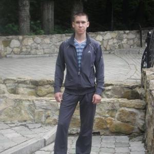 Олег, 36 лет, Нижнекамск