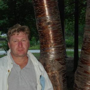 Парни в Магнитогорске: Сергей, 56 - ищет девушку из Магнитогорска