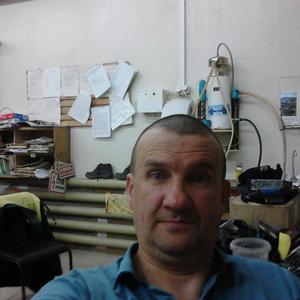 Парни в Сыктывкаре: Олег, 57 - ищет девушку из Сыктывкара