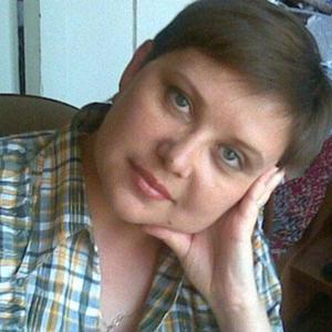 Девушки в Тольятти: Оксана, 48 - ищет парня из Тольятти
