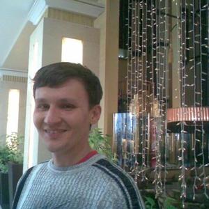 Парни в Казани (Татарстан): Руслан, 49 - ищет девушку из Казани (Татарстан)