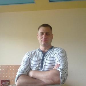 Парни в Южно-Сахалинске: Алексей Емельяненко, 40 - ищет девушку из Южно-Сахалинска