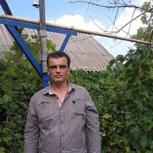 Парни в Саратове: Александр, 49 - ищет девушку из Саратова
