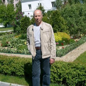Парни в Екатеринбурге: Юрий, 65 - ищет девушку из Екатеринбурга