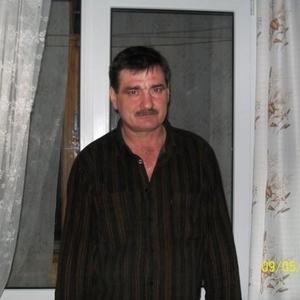 Парни в Волгограде: Сергей, 61 - ищет девушку из Волгограда