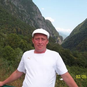 Василий, 43 года, Омск