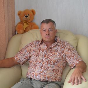 Владимир, 54 года, Тюмень