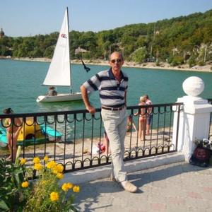 Парни в Волгограде: Вадим, 61 - ищет девушку из Волгограда