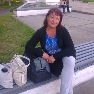 Девушки в Вологде: Эльвира, 45 - ищет парня из Вологды