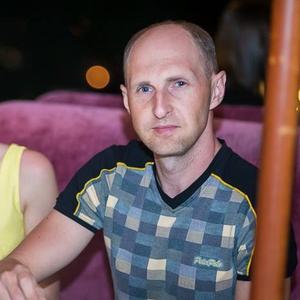 Парни в Кишиневе: Александр, 44 - ищет девушку из Кишинева