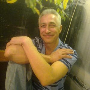 Сергей, 60 лет, Волгоград