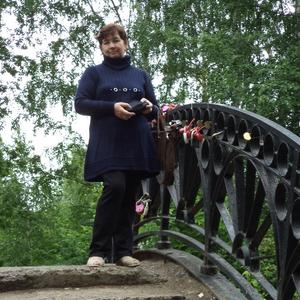 Девушки в Казани (Татарстан): Таня, 66 - ищет парня из Казани (Татарстан)