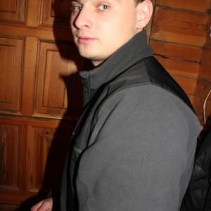 Парни в Шелехове: Кирилл, 34 - ищет девушку из Шелехова