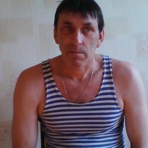 Юрий, 58 лет, Ревда