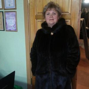 Ирина, 60 лет, Вятские Поляны