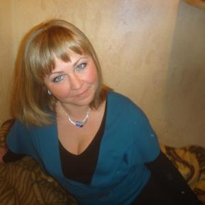 Татьяна, 50 лет, Озерный