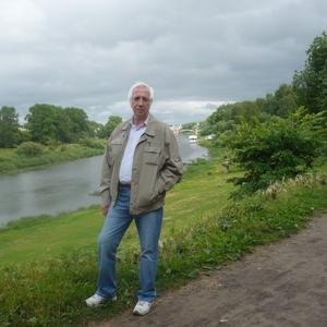 Парни в Вологде: Евгений, 74 - ищет девушку из Вологды