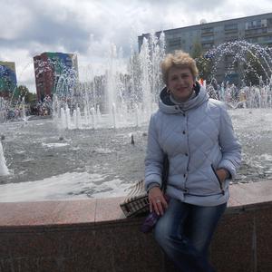 Девушки в Прокопьевске: Елена Прекрасная, 58 - ищет парня из Прокопьевска