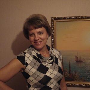Елена, 61 год, Междуреченск