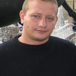 Антон, 38 лет, Таганрог
