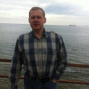 Владимир, 56 лет, Владивосток
