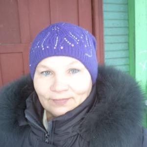 Людмила, 60 лет, Онега