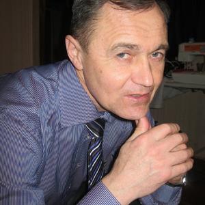 Михаил, 60 лет, Воткинск