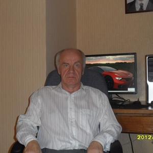 Парни в Альметьевске: Александр, 65 - ищет девушку из Альметьевска