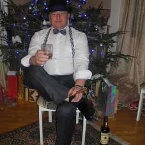 Александр, 65 лет, Калининград