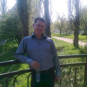Олег, 46 лет, Украина
