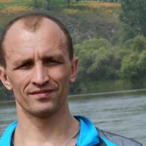 Парни в Шелехове: Юрий, 43 - ищет девушку из Шелехова