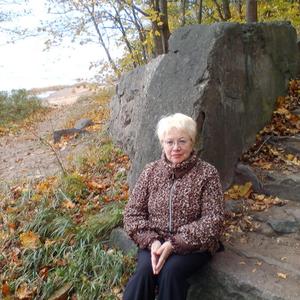 Елена, 80 лет, Санкт-Петербург