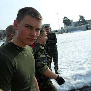 Леонид, 32 года, Рогачев