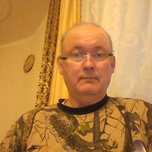 Валерий, 63 года, Нижневартовск