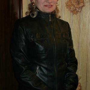 Девушки в Лесосибирске: Татьяна, 57 - ищет парня из Лесосибирска