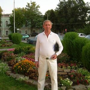 Анатолий, 73 года, Новочеркасск