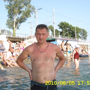 Юрий, 53 года, Северобайкальск