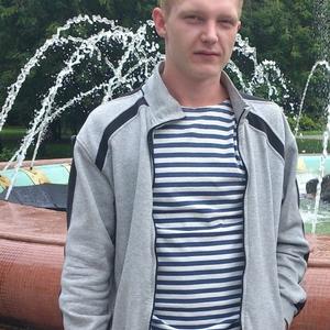 Игорь, 32 года, Череповец
