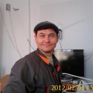 Иван, 60 лет, Анапа
