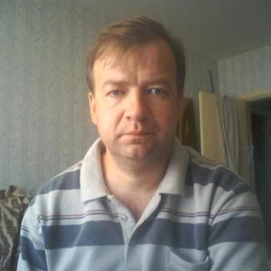 Валерий, 49 лет, Саратов