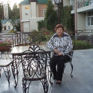 Девушки в Рубцовске: Валентина, 72 - ищет парня из Рубцовска