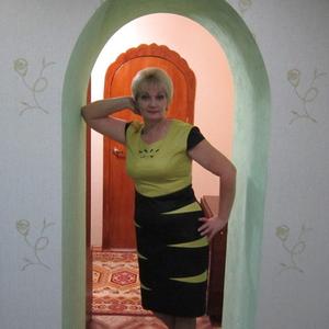 Наталья, 67 лет, Новосибирск
