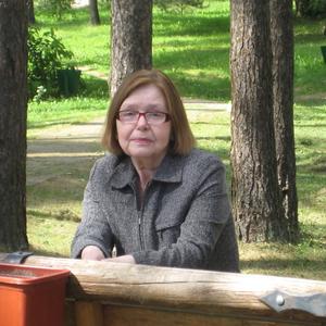 Елена Аверьянова, 72 года, Псков